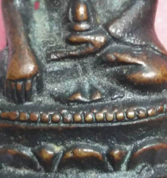 พระกริ่งบัวรอบใหญ่ท่านเจ้าคุณนรฯ ปี2512 เนื้อทองผสม ออกที่วัดวังกระโจม จ.นครนายก