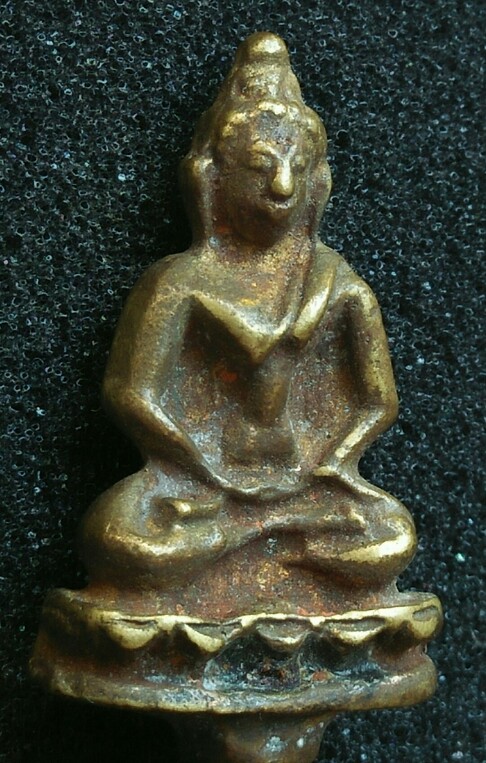 (( เคาะเดียว)) +++พระยอดธง..ไม่รู้ที่..เนื้อเก่าๆ ..เนื้อสวยๆ