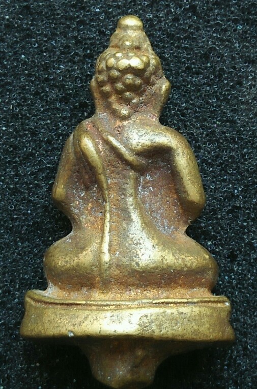 (( เคาะเดียว)) +++พระยอดธง..ไม่รู้ที่..เนื้อเก่าๆ ..เนื้อสวยๆ