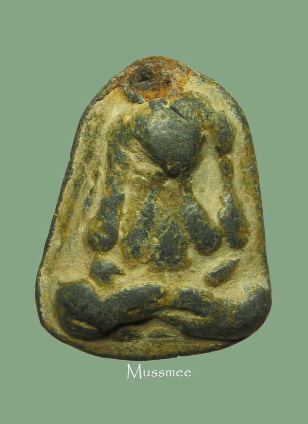 พระปิดตาสนิมแดง กรุวัดสุวรรณ อ่างทอง ### หลวงพ่อเนียม วัดน้อย สุพรรณบุรี ปลุกเสก #