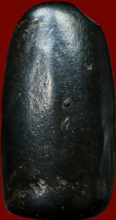 พระรอด เนื้อดิน กรุวัดป่ากล้วย จ.ลำปาง