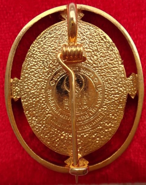  ล็อคเก็ตเข็มกลัด สมเด็จโต วัดอิน 4องค์ เคาะเดียว