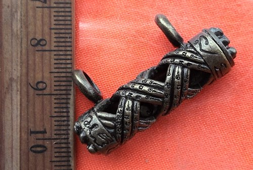 เริ่ม 10 บาท กับ ตะกรุดยันต์ตะกร้อ มหาอุตม์เหล็กไหลพันล้าน …EA165