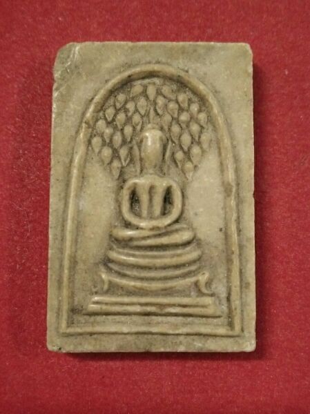 ปรกโพธิ์ผงน้ำมัน