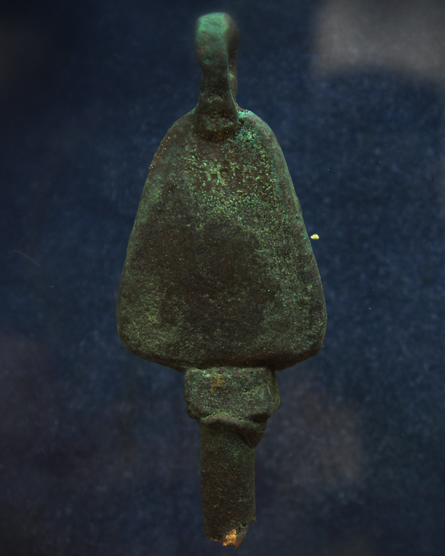 แท้ๆจากวัด!! เหรียญหล่อจอบใหญ่ หลวงพ่อเงิน รุ่นปืนแตก วัดคงคาราม (บางคลานใต้) ตัดจากช่อกรรมการ (11)