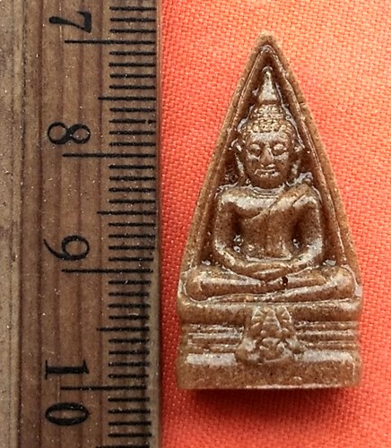 เริ่ม 10 บาท กับ พระผงกระเบื้องหลังคาโบสถ์ หลวงพ่อพุทธโสธร   …EB305