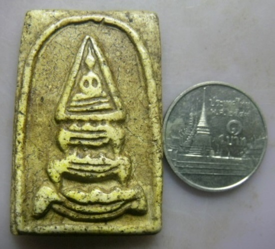 **วัดใจ**พระสมเด็จหลวงปู่นาค วัดระฆัง พิมพ์ฐานสิงห์ขาโต๊ะ**เนื้อจัดๆ สวยๆ เชิญชมครับ 