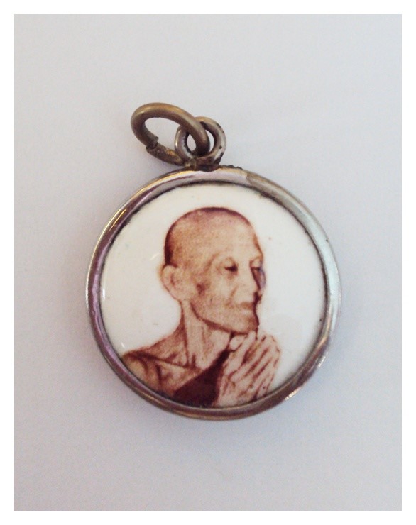 ล็อกเก็ต ท่านเจ้าคุณนรรัตน์