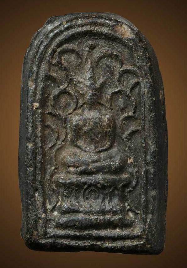 พระซุ้มเถาวัลย์ กรุวัดชนะสงคราม เนื้อดิน กรุงเทพฯ สภาพพอสวย