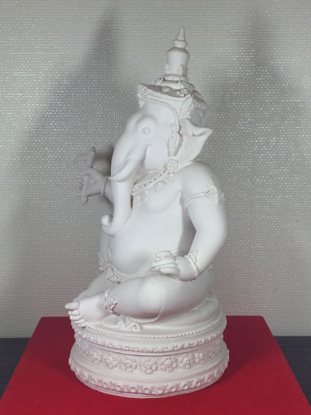 พระพิฆเนศ เนื้อเรซิ่นผสมหินอ่อน (จำที่มาไม่ได้ครับ)