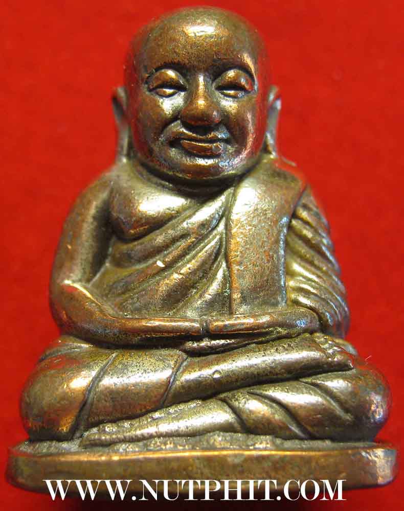 หลวงพ่อเงิน ทรงเจริญ จารึกอักษร เจริญ เลขมงคล ๑๓ ใต้ฐาน จากพิจิตรแท้ ๆ *220