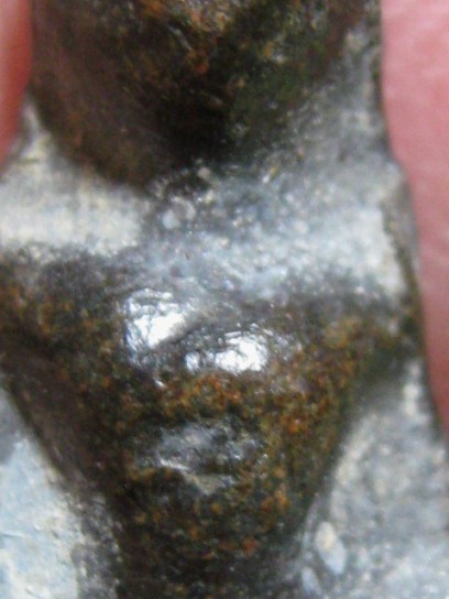 พระท่ากระดานน้อย กรุศาลเจ้า เนื้อตะกั่วสนิมแดง จ.ราชบุรี มาพร้อมบัตรรับรอง