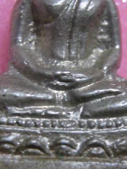 พระกริ่งวัดไผ่ล้อง พิมพ์เล็กมีโค้ด เนื้ออัลปาการ์ ปี2513 จ.ระยอง หลวงปู่ทิม ปลุกเสก