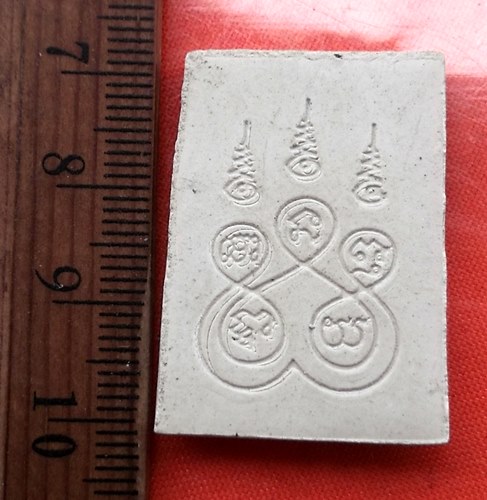 เริ่ม 10 บาท กับ พระผงหลวงพ่อพุทธโสธร   …DY111