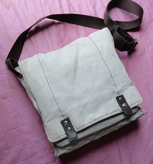 กระเป๋าสะพาย GAP ของแท้ ใบละ 4,800++ จากช็อปในอเมริกา เอามาขายแค่เพียงxxxบาท