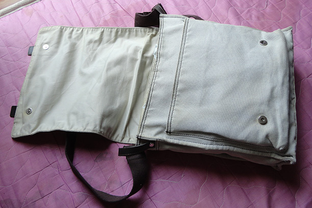 กระเป๋าสะพาย GAP ของแท้ ใบละ 4,800++ จากช็อปในอเมริกา เอามาขายแค่เพียงxxxบาท