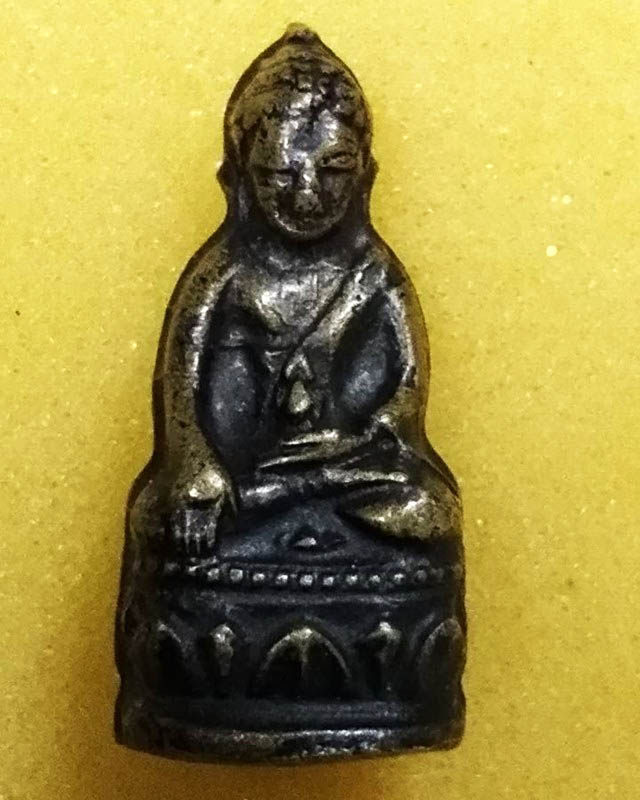 ถูกสุด สะดุดใจ...พระกริ่งวังกระโจม(บัวรอบ) เจ้าคุณนรฯ วัดเทพศิรินทร์ กทม. ปี 2512 เนื้อทองผสมรมดำ 