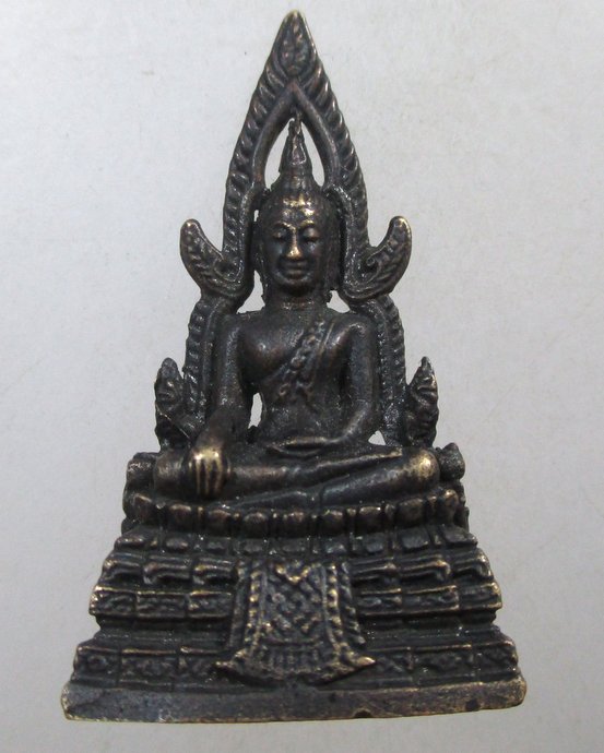 ๒๐ รูปหล่อพระพุทธชินราช