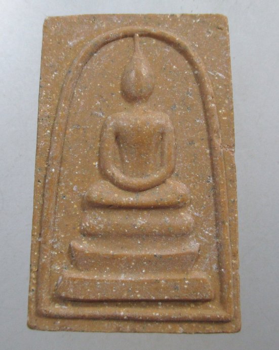 ๒๐ พระสมเด็จเนื้อผงน้ำมัน 