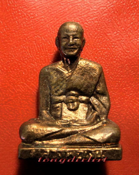 รูปเหมือนปั๊มหลวงพ่อเงิน วัดดอนยายหอม ออกวัดวังน้ำขาว รุ่น 2 สวยมากค่ะ