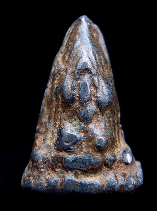 พระโคนสมอ สนิมแดง กรุวังค้างคาว ชัยนาท สุดยอดพุทธคุณของพระชุดเล็ก