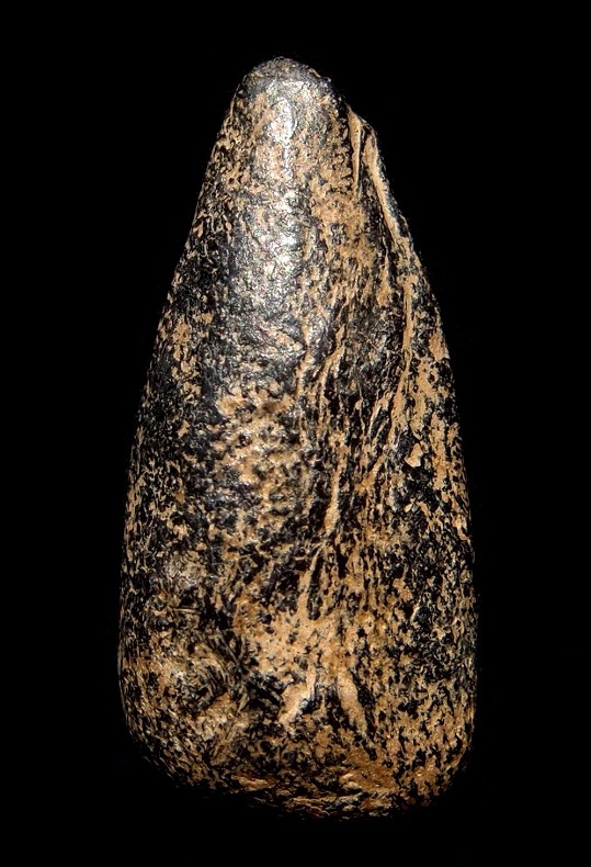 นางกำแพง พิมพ์เม็ดมะเคล็ดเล็ก เนื้อดำ สุดยอดความงดงาม