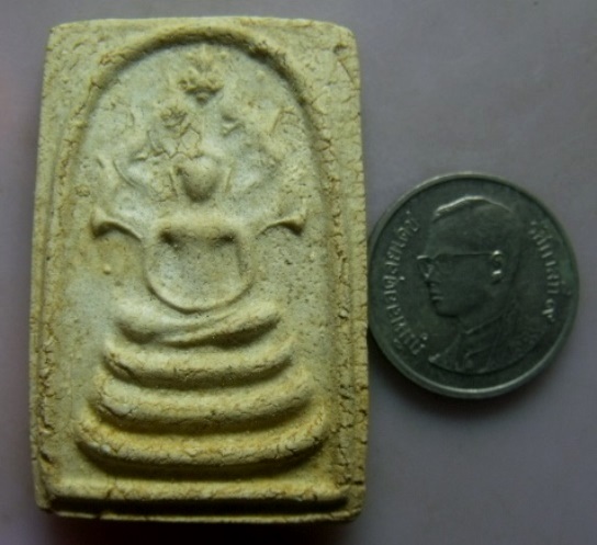 **วัดใจ**พระสมเด็จหลวงปู่หินวัดระฆัง พิมพ์นาคปรกซุ้มเรือนแก้ว ปี ๒๕๐๐**แช่น้ำมนต์ สวยๆ หายาก 