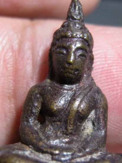 พระกริ่งรักษาดินแดน ปี2513 เนื้อทองเหลือง จ.กรุงเทพฯ ท่านเจ้าคุณนรฯ ปลุกเสก มาพร้อมบัตรรับรองความแท้