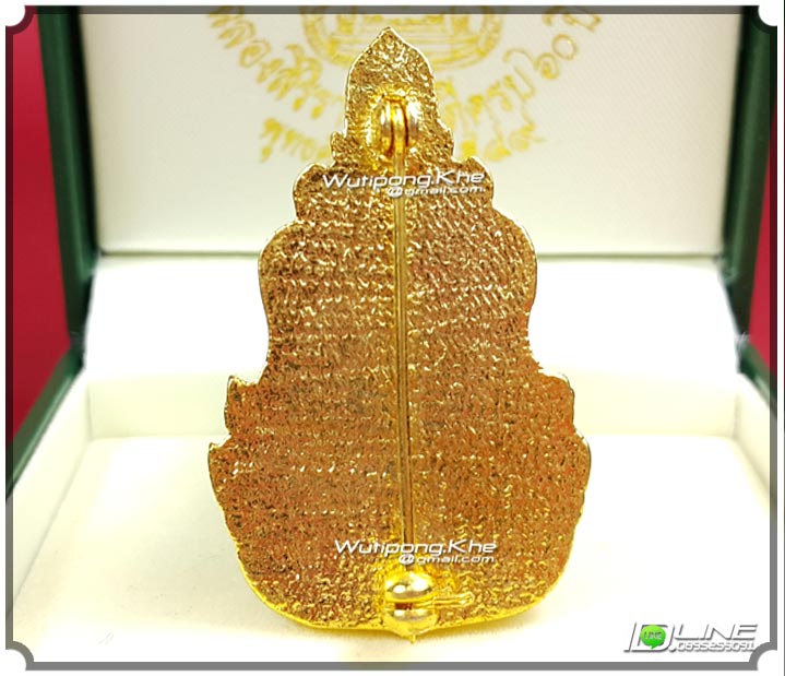 เข็มกลัด ภ.ป.ร./ภปร. กะไหล่ทอง-ลงยา..ฉลองสิริราชสมบัติครบ 60ปี ปี49..(กล่องเก่าเดิมๆ)