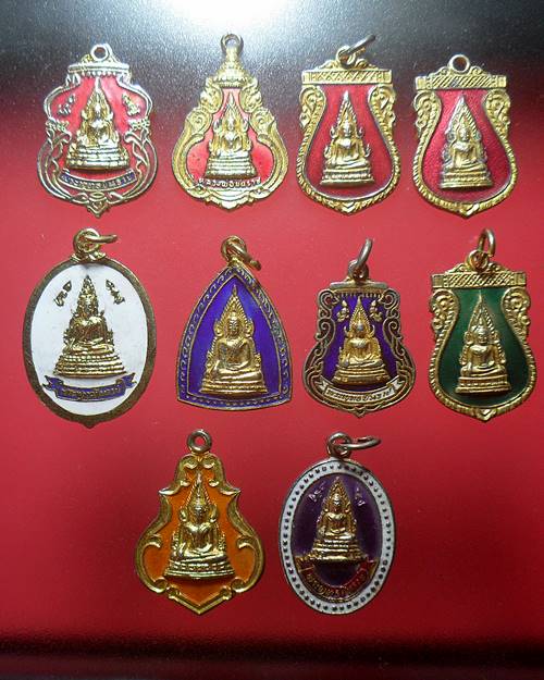 เหรียญพระพุทธชินราช วัดพระศรีรัตนมหาธาตุ เนื้อกะไหล่ทองลงยา ชุด10เหรียญ ชุดที่1