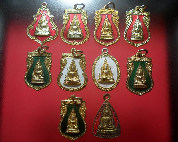 เหรียญพระพุทธชินราช วัดพระศรีรัตนมหาธาตุ เนื้อกะไหล่ทองลงยา ชุด10เหรียญ ชุดที่3