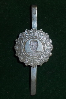 แหนบลงถม-ลงยา 2511 หลวงพ่อจรัญ วัดอัมพวัน สิงห์บุรี(หายาก)