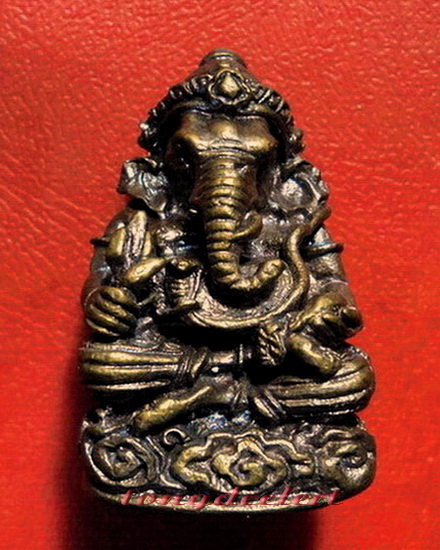 พระพิฆเนศร์ หลวงพ่อพูล วัดไผ่ล้อม พิธีไหว้ครูปี 2544 ใต้ฐานอุดกริ่ง สวยมากค่ะ