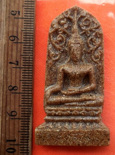 เริ่ม 10 บาท กับ พระเนื้อผงกระเบื้องหลังคาโบสถ์  …EG376