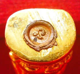 พระสังกัจจายน์  วัดเขาอีส้าน หรือ เทพประทานพร ราชบุรี พร้อมกล่องเดิมๆ ผู้มีไว้เจริญรุ่งเรือง ดีนักแล