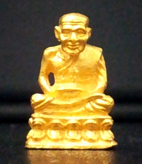 พระกริ่งลอยองค์จิ่ว  เนื้อทองคำ  วัดช้างให้