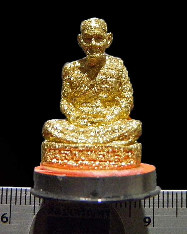 รูปหล่อเสมาทองระฆัง พระครูสถิตโชติคุณ(หลวงพ่อไสว ฐิตวณฺโณ) วัดปรีดาราม (ยายส้ม) ต.คลองจินดา อ.สามพรา