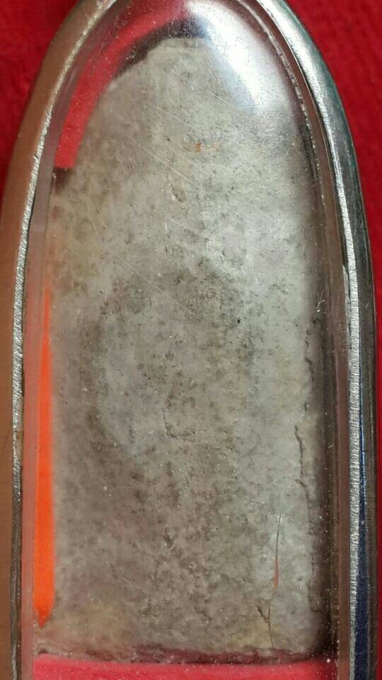 หลวงปู่ทวดหลวงปู่หมุน รุ่นพระเจ้าห้าพระองค์ ปี 2542 เนื้อเทา แข้งขีดนิยมครับ