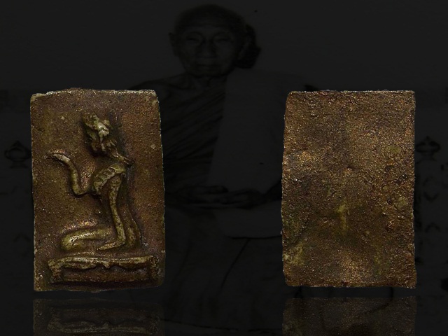 นางกวักหลวงพ่อทิม วัดละหารไร่ จ.ระยอง 