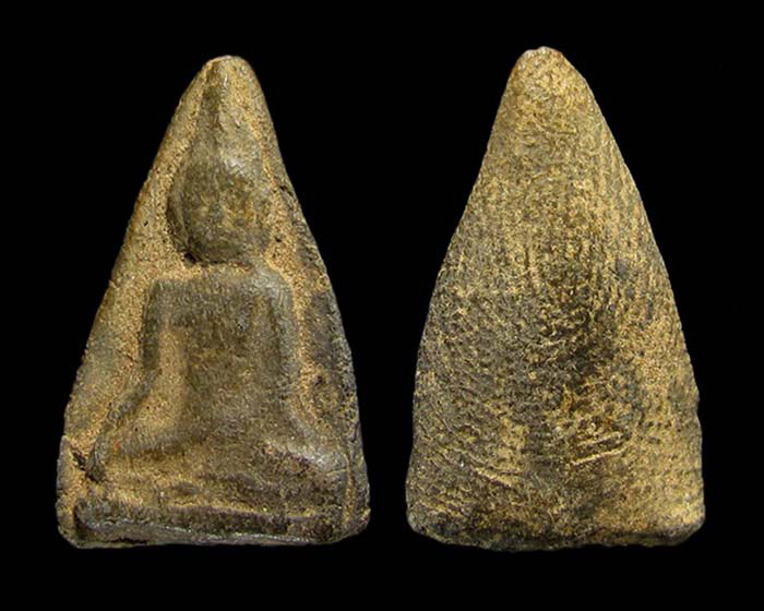 นางแขนอ่อน กรุวัดพญาดำ จ.สุโขทัย เนื้อดิน