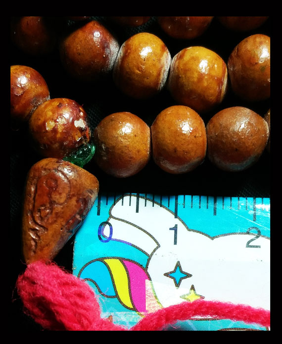 ประคำหลวงปู่หมุน รุ่นเสาร์ 5 มหาเศรษฐี ปี43 เนื้อผงเหล็กน้ำพี้ หัวโขนจาร ขนาด0.6 มิล สีน้ำตาล หายาก