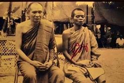พระบูชาหลวงพ่อคูณ วัดบ้านไร่ จ นครราชสีมา ฐานกว้าง 2.5 นิ้ว