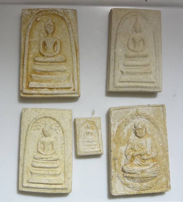  พระชุด 5 องค์ พระสมเด็จวัดระฆัง รุ่น อนุสรณ์ 118 ปี กล่องเดิมจากวัด