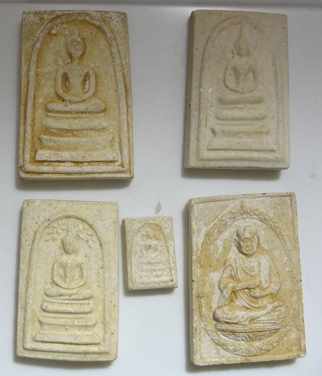  พระชุด 5 องค์ พระสมเด็จวัดระฆัง รุ่น อนุสรณ์ 118 ปี กล่องเดิมจากวัด