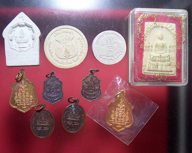 หลวงพ่อจรัญ วัดอัมพวัน สิงห์บุรี ชุด6องค์ราคาเบาๆครับ