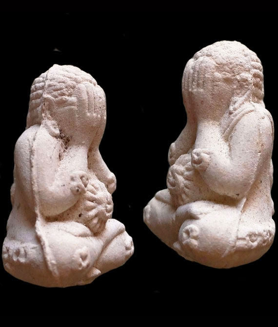 พระปิดตารุ่นไตรมาสรวยทันใจ หลวงปู่หมุน เนื้อผงงาช้างผสมผงกสิน ตอก 2 โค๊ด สวย คม ระดับแชมป์