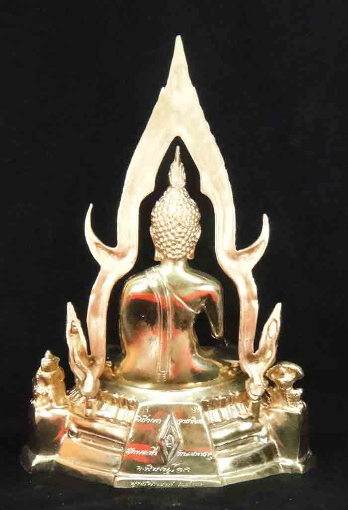 พระพุทธชินราชหน้าตัก 4.7 นิ้วฐานล่าง 8.5 นิ้ว สูงรวม สูงรวม 14 นิ้ว ท่านใดชอบเชิญพิจารณา รับประกันตา