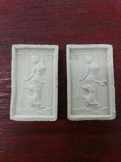 สมเด็จแหวกม่านหลังเเม่ธรณีมวยผม วัดซับลำไย ปี43. หลวงปู่หมุนปลุกเสก 