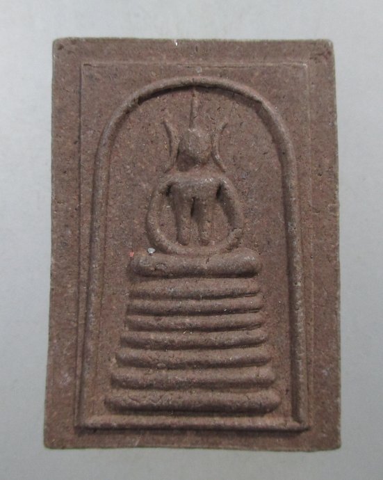 ๒๐ พระสมเด็จหลวงปู่เกลี้ยง วัดเนินสุทธาวาส จ ชลบุรี