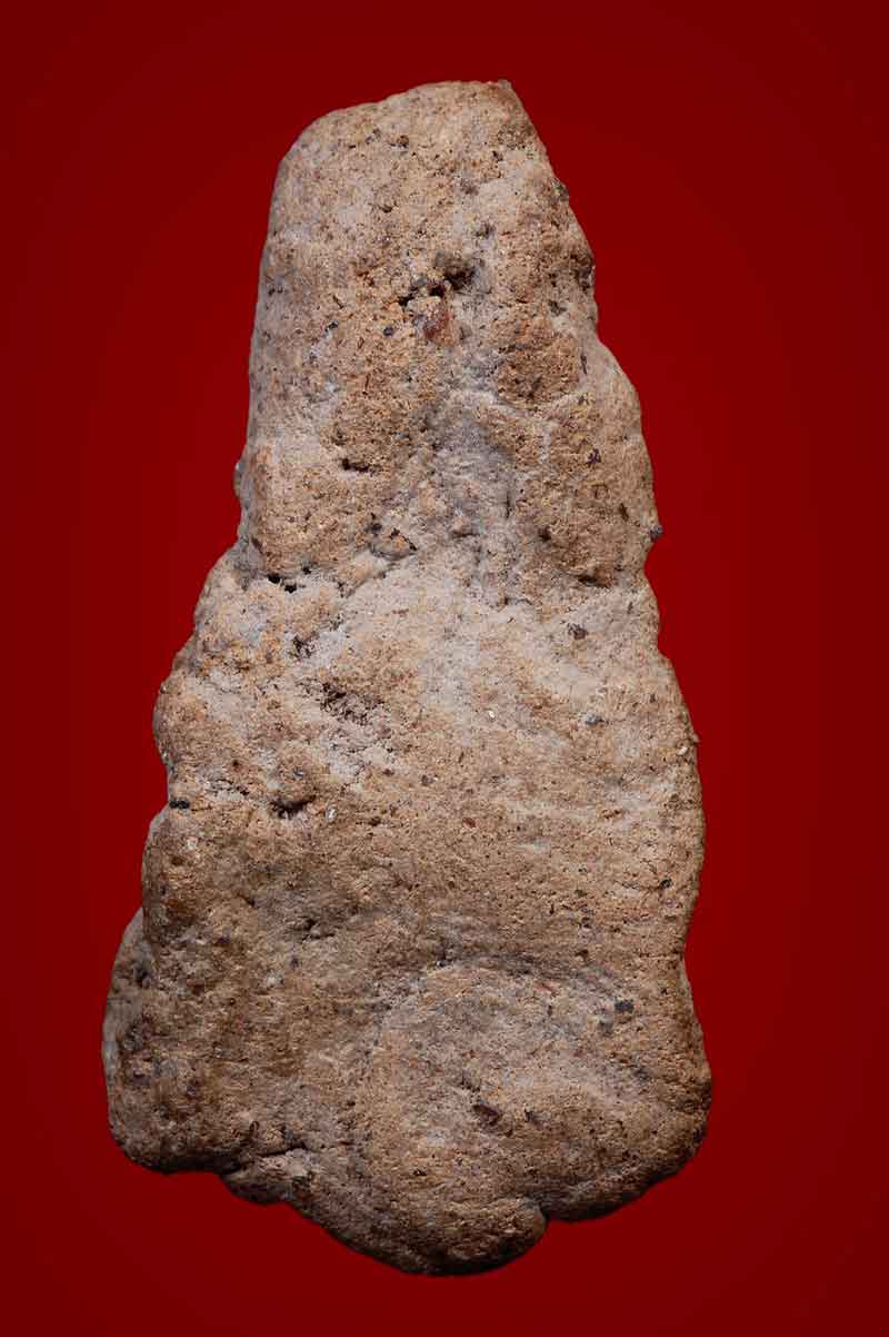 พระนางกำแพงกลีบบัว เนื้อดิน กรุ เก่า จ.กำแพงเพชร ++ใบรับรอง